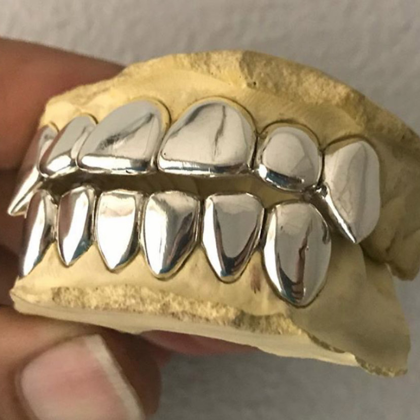 Silver grillz - Gold Teeth Master